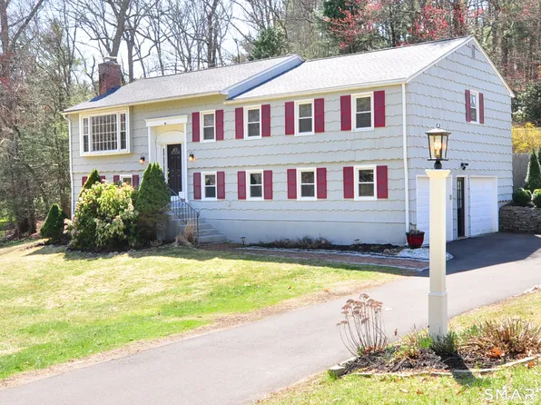 33 Chestnut Hill Road, Simsbury, CT 06070