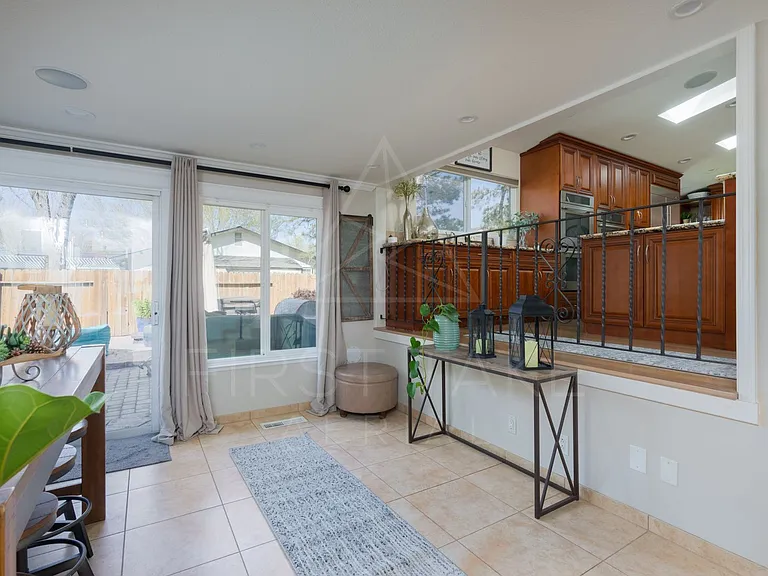 4325 Mendocino Ln — Photo 15
