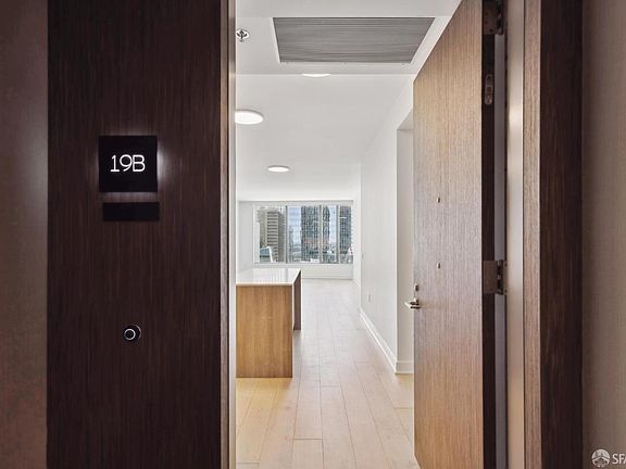 2nd image of 201 Folsom St #19B