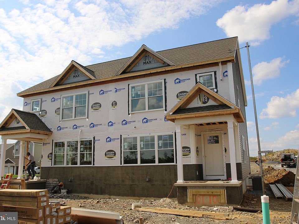 2nd image of 31 Coastal Ave #16