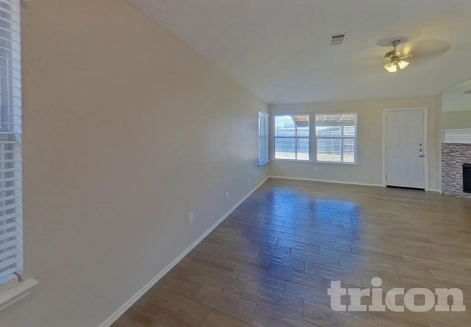 11017 Deer Trail Fort Worth TX — Photo 3