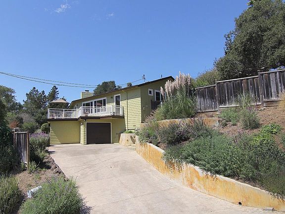 2nd image of 442 Bowen Ave
