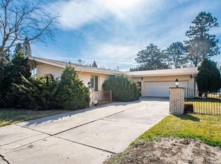 4237 N University St, Peoria, IL 61614