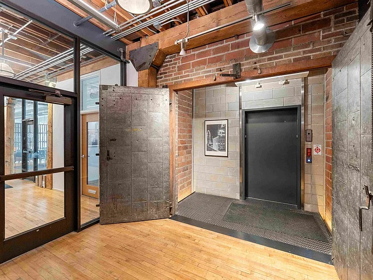 Harbach Lofts — Photo 48