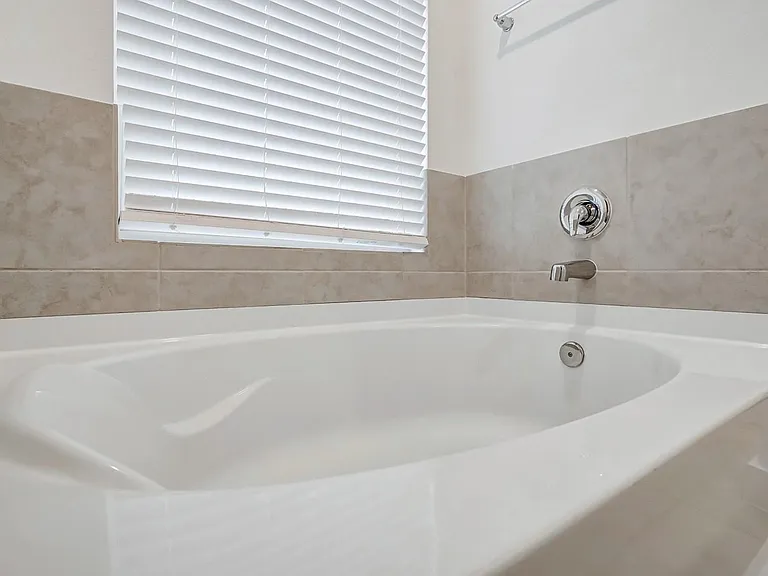 5115 Klein Orchard Dr — Photo 20