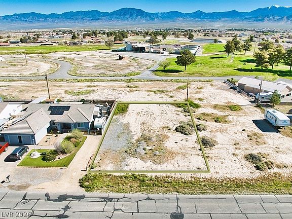 4th image of 1901 Upland Ave
