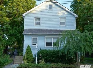 1179 William St, Hewlett, NY 11557