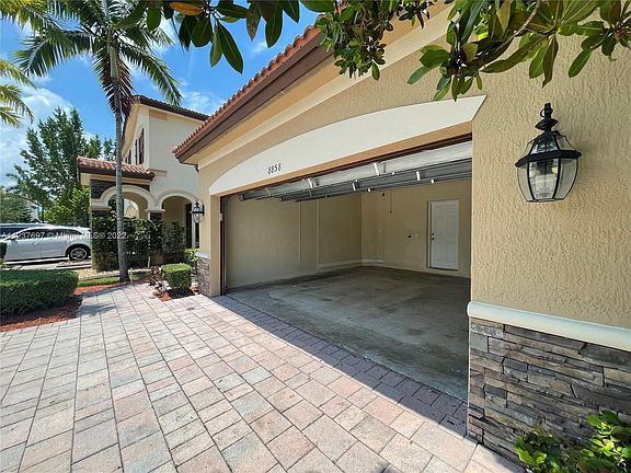 3rd image of 8858 NW 101st Pl #8858