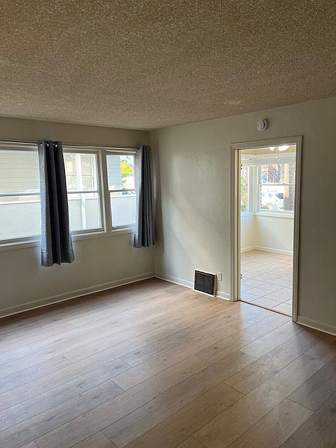 1st image of 4107 Beresford St #1