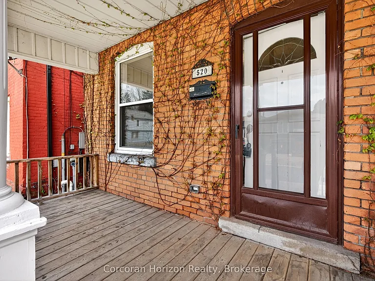 520 John St N — Photo 4