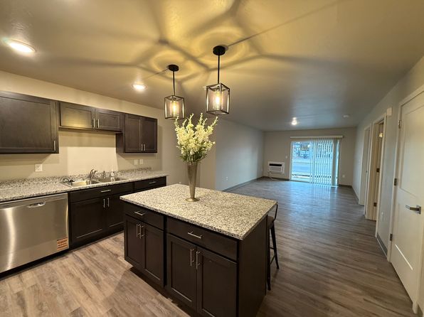 223 S Division St #7