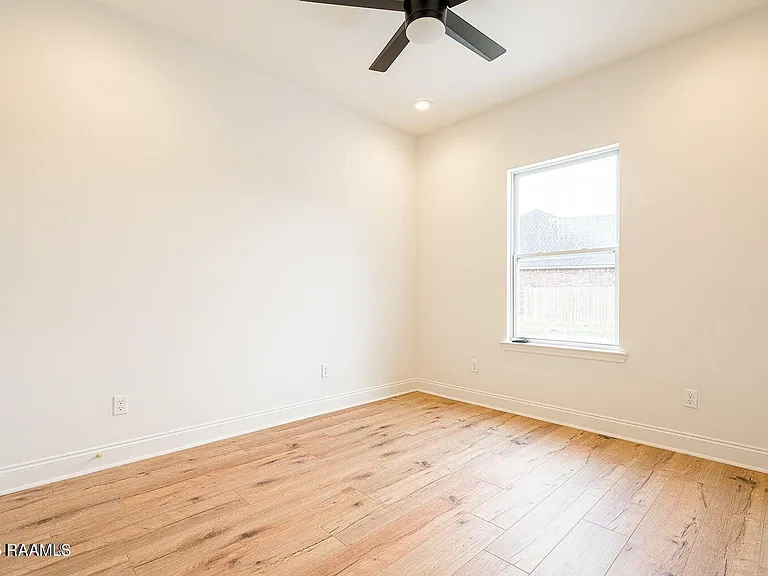 8552 Cat Rd #B — Photo 17
