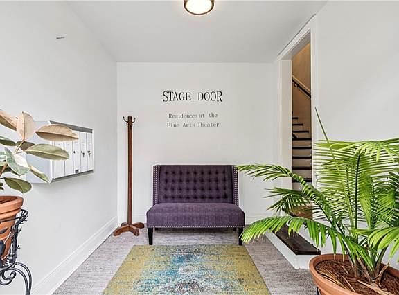 2nd image of 3918 Baronne St #201