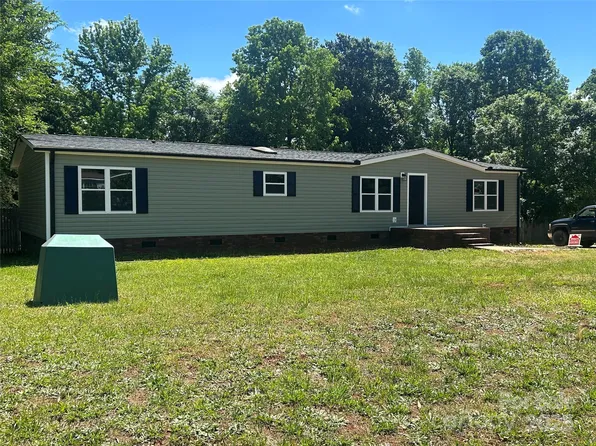 353 Quail Pointe Dr, Salisbury, NC 28147