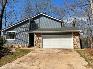 9485 Martin Rd, Roswell, GA 30076