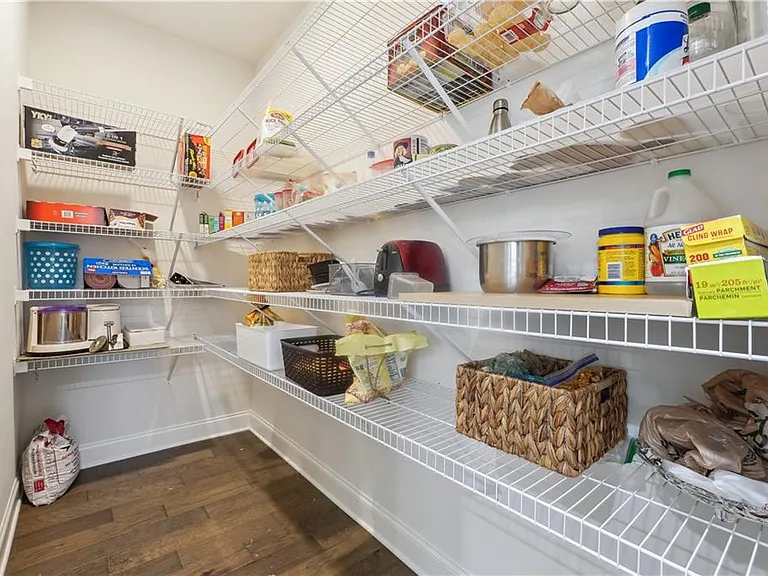 4055 Starwood Dr — Photo 13