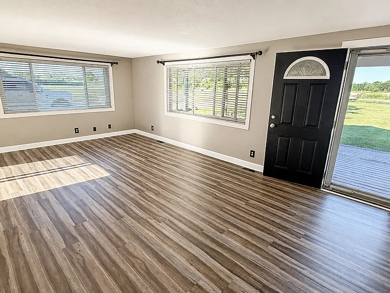 6600 Palms Rd — Photo 2