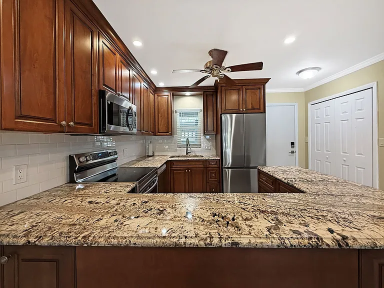 4533 Marine Pkwy #101 — Photo 8