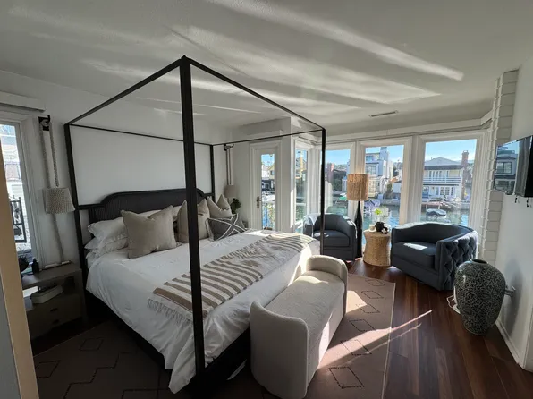 109 Grand Canal, Newport Beach, CA 92662