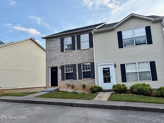 2nd image of 7809 Stone Garden Way