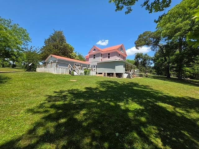 1st image of 114 Leslie Dr