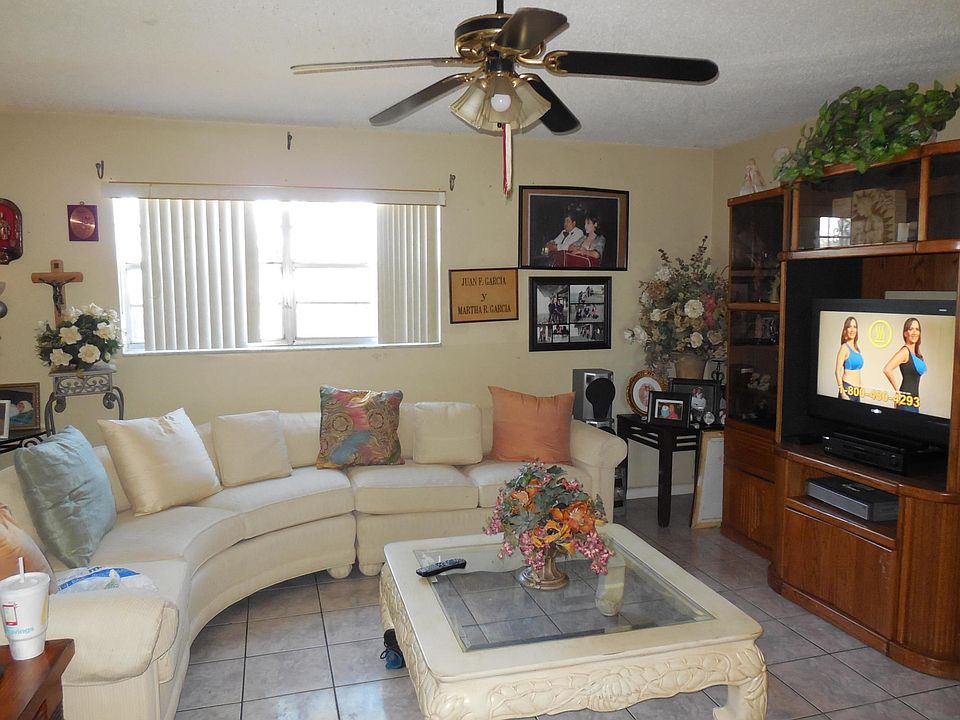 2nd image of 5808 N Lime Rd