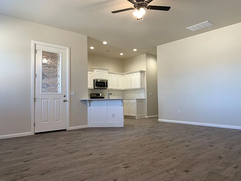 3424 Enclave Ln — Photo 13