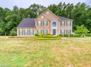 5491 Schueller Blvd, Sheffield Village, OH 44054