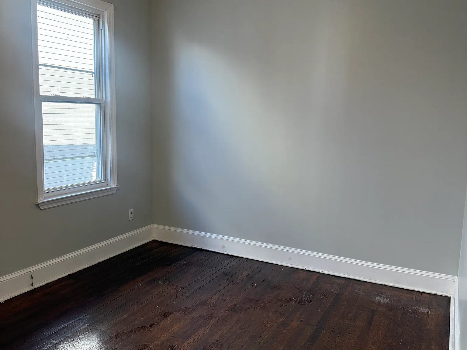 3 bed, $2,000 — Photo 4