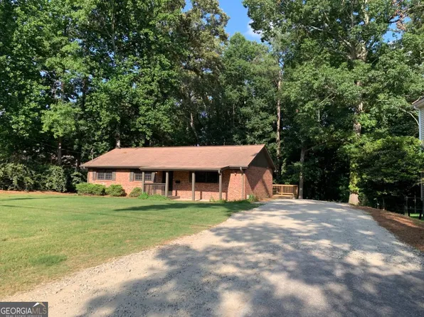 6103 Lake Lanier Heights Rd, Buford, GA 30518