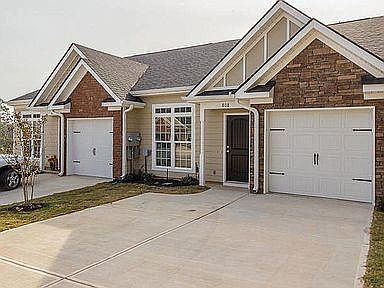 1st image of 722 Leela Ct