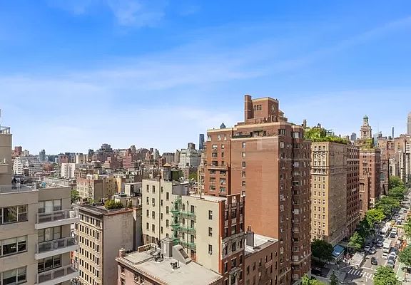 5th image of 1 5th Ave APT 14E