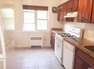 20711 35th Ave, Bayside, NY 11361