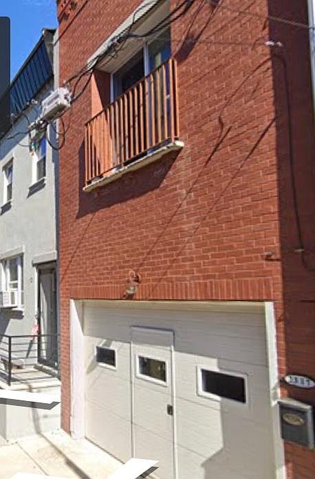 1st image of 2323 S Alder St