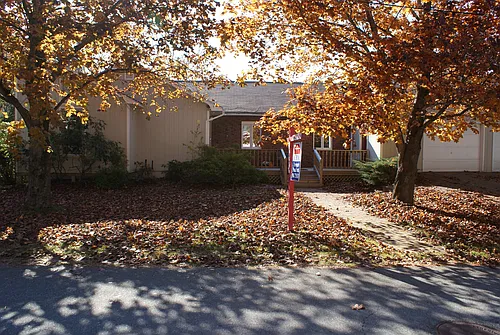 11 Frost Ln Photo 1