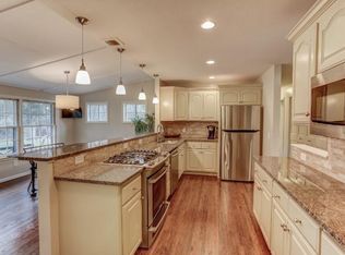 17416 Manor Rd, Minnetonka, MN 55345