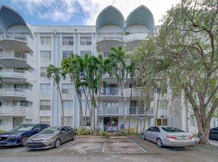 498 NW 165th Street Rd APT D206, Miami, FL 33169