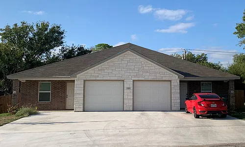 208 W Beeline Ln Photo 1 208 W Beeline Ln Photo 1