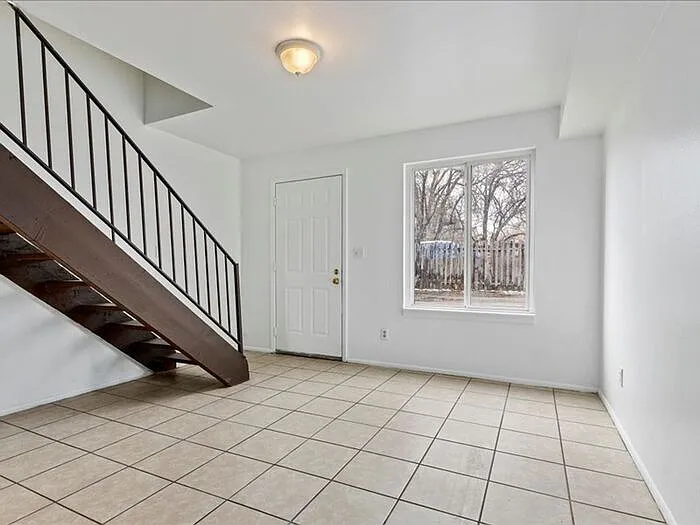 1211 W Iola Ave #6 — Photo 7