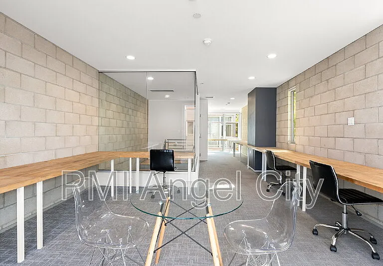3450 Cahuenga Blvd W #607 — Photo 10