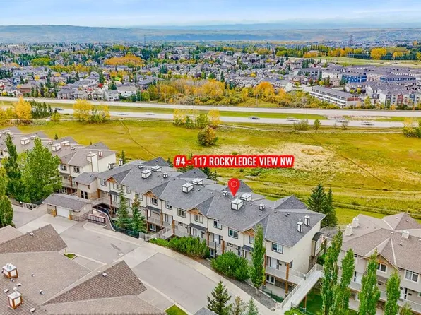 117 SW Rockyledge Vw NW #4, Calgary, AB T3G 5X1