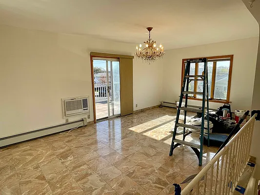 Rented by Amorelli Realty | media 8
