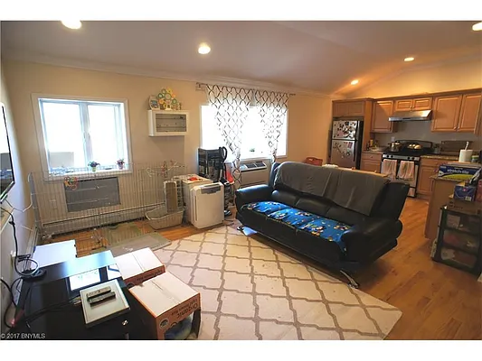 Sold by Ben Bay Realty Co | media 5