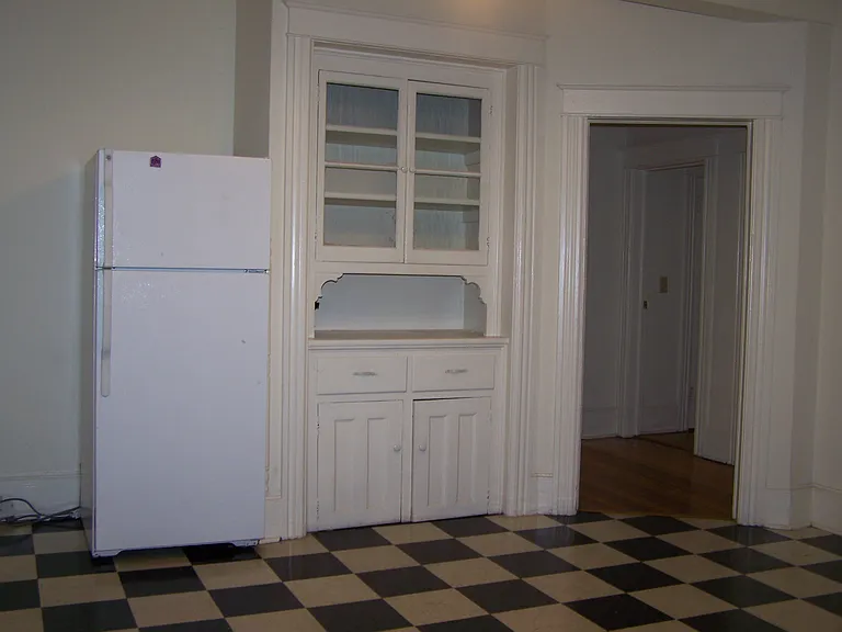 4 Delafield St #1A — Photo 5