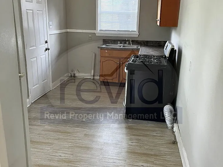 Campbell 2562 — Photo 13