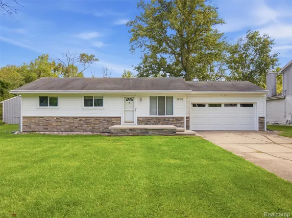 48188 Forbes Dr, Chesterfield, MI 48047