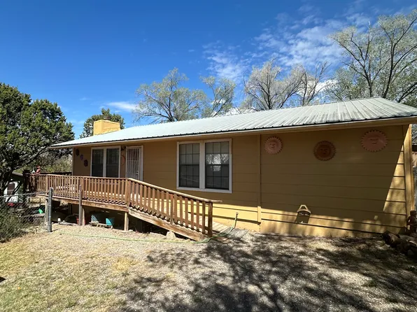 107 Spring Rd, Ruidoso Downs, NM 88346