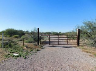 9020 W Snyder Hill Rd, Tucson, AZ 85735