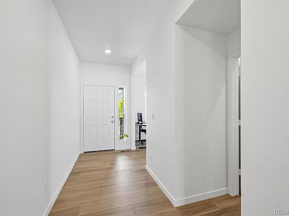 2nd image of 10976 Snowdon Street