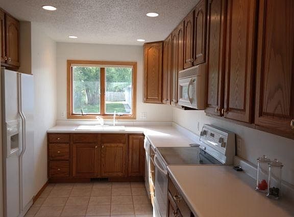 4th image of 48005 Dunvilla Trl